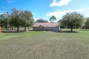 21260 NW Oak Tree Rd, Clarksville, FL 32430 - Photo 13