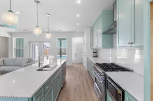 218 16th St, Panama City Beach, FL 32413 - Photo 13