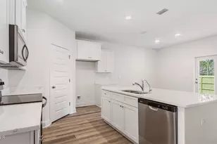 582 Hancock Wy, Panama City Beach, FL 32413 - Photo 3