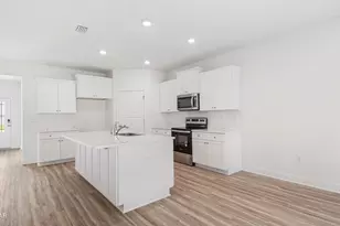 586 Hancock Wy, Panama City Beach, FL 32413 - Photo 7