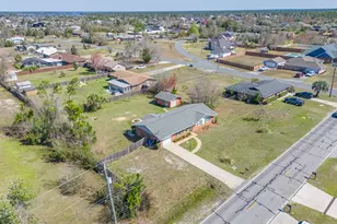 2205 E 12th St, Lynn Haven, FL 32444 - Photo 35