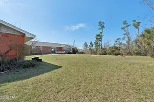 2205 E 12th St, Lynn Haven, FL 32444 - Photo 27