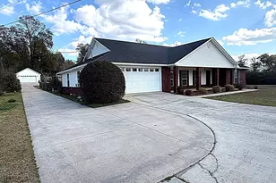 3352 Caverns Rd, Marianna, FL 32446 - Photo 3