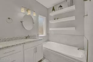 126 Drews Ln, Panama City, FL 32405 - Photo 11