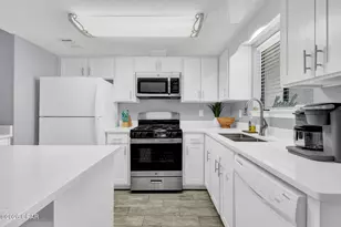 170 W Leslie Ln, Panama City Beach, FL 32407 - Photo 5