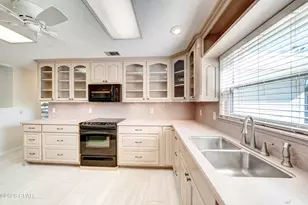 2910 Kings Harbour Rd, Panama City, FL 32405 - Photo 9