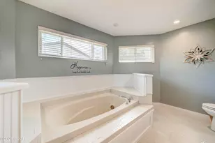 2910 Kings Harbour Rd, Panama City, FL 32405 - Photo 29