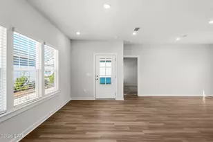 2315 Lavender Cir, Panama City, FL 32405 - Photo 9