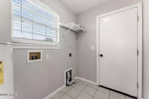 9110 Sunshine Dr, Youngstown, FL 32466 - Photo 11