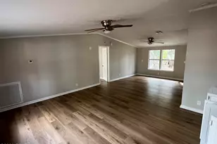 9971 NW 3rd St, Bristol, FL 32321 - Photo 3