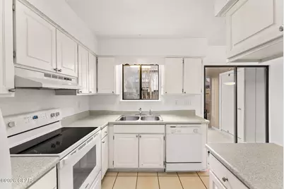 3907 Venetian Circle, Panama City, FL 32405 - Photo 13