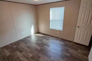 2723 E 19th St, Panama City, FL 32404 - Photo 9