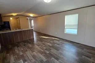 2723 E 19th St, Panama City, FL 32404 - Photo 3