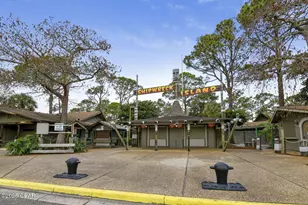 17155 Front Beach Rd, Panama City Beach, FL 32413 - Photo 31
