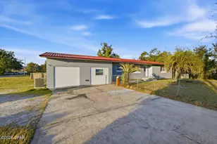 1201 E 11th St, Panama City, FL 32401 - Photo 1