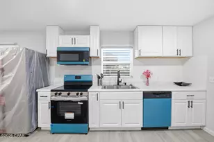 1201 E 11th St, Panama City, FL 32401 - Photo 3