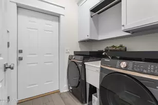 407 Petrel St, Panama City Beach, FL 32413 - Photo 21