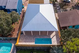 21604 Dolphin Ave, Panama City Beach, FL 32413 - Photo 7