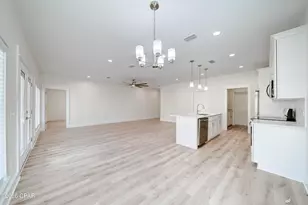 21604 Dolphin Ave, Panama City Beach, FL 32413 - Photo 15