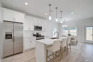 21604 Dolphin Ave, Panama City Beach, FL 32413 - Photo 17