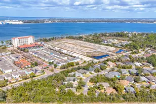 4654 Delwood Park Blvd, Panama City, FL 32408 - Photo 59