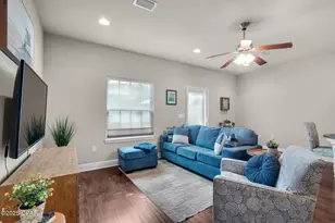 2065 Wilsons Plover Cir, Navarre, FL 32566 - Photo 7