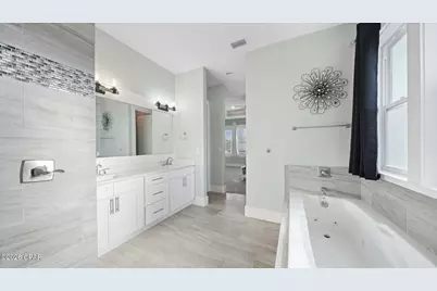 7127 Dolphin Bay Boulevard, Panama City Beach, FL 32407 - Photo 31