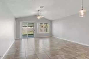 8416 N Lagoon Dr, Panama City, FL 32408 - Photo 3