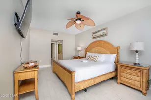 10811 Front Beach Rd, Panama City Beach, FL 32407 - Photo 11