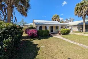 735 Sheffield Ave, Panama City, FL 32401 - Photo 1