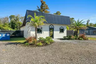 726 Airport Rd, Panama City, FL 32405 - Photo 1