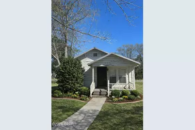 5289 Brown Street, Graceville, FL 32440 - Photo 1