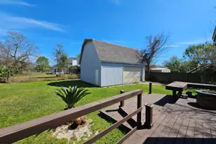 1107 Rhode Island Ave, Lynn Haven, FL 32444 - Photo 11