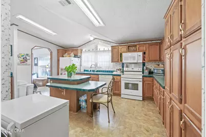 3320 Cardinal Place, Chipley, FL 32428 - Photo 9