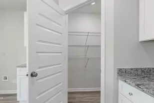 4029 Zinnia Dr, Chipley, FL 32428 - Photo 7