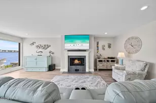 425 Bay Shore Dr, Panama City Beach, FL 32407 - Photo 9