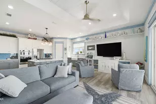 241 La Valencia Cir, Panama City Beach, FL 32413 - Photo 7