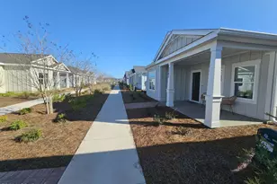 2303 Daisy Ct, Panama City, FL 32405 - Photo 3