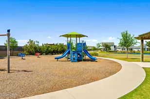 2303 Daisy Ct, Panama City, FL 32405 - Photo 7