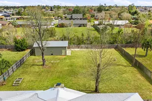 4326 Pine Tree Ln, Lynn Haven, FL 32444 - Photo 5