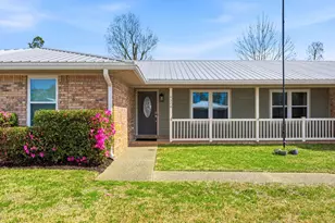 4326 Pine Tree Ln, Lynn Haven, FL 32444 - Photo 1