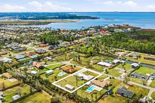 4326 Pine Tree Ln, Lynn Haven, FL 32444 - Photo 9