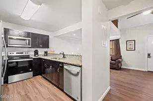 5218 Beach Dr, Panama City, FL 32408 - Photo 7