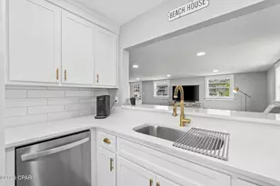 209 Sixteenth St, Port Saint Joe, FL 32456 - Photo 9