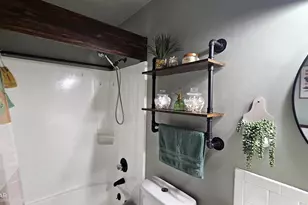 5108 E 13th Ct, Panama City, FL 32404 - Photo 15