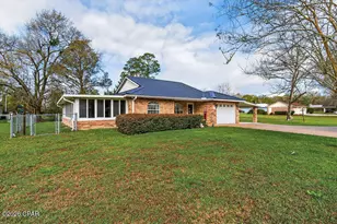 5377 O B Knight Dr, Graceville, FL 32440 - Photo 3