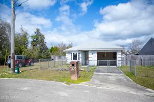 7006 E Fox Ct, Panama City, FL 32404 - Photo 1