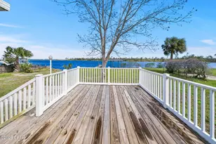 1135 N Bay Dr, Lynn Haven, FL 32444 - Photo 7