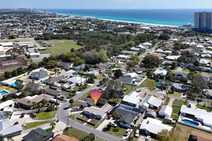 208 Poinsettia Dr, Panama City Beach, FL 32413 - Photo 37