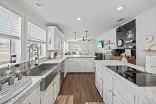 13121 E White Western Springs Rd, Southport, FL 32409 - Photo 11